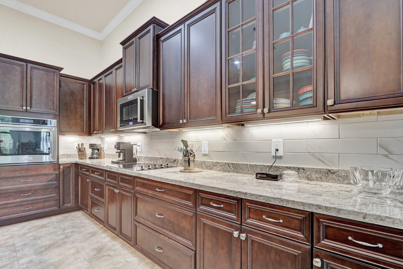SAVANNA OAKS - Residential