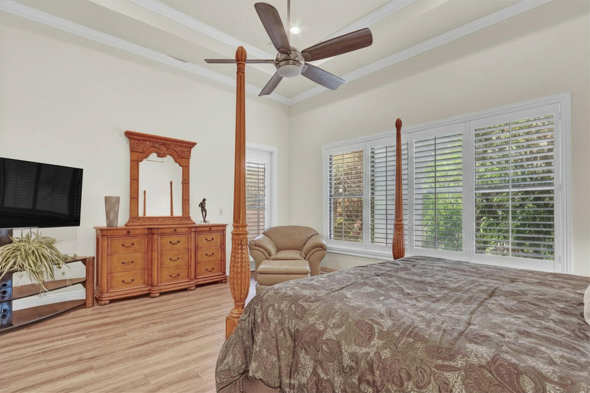 SAVANNA OAKS - Residential