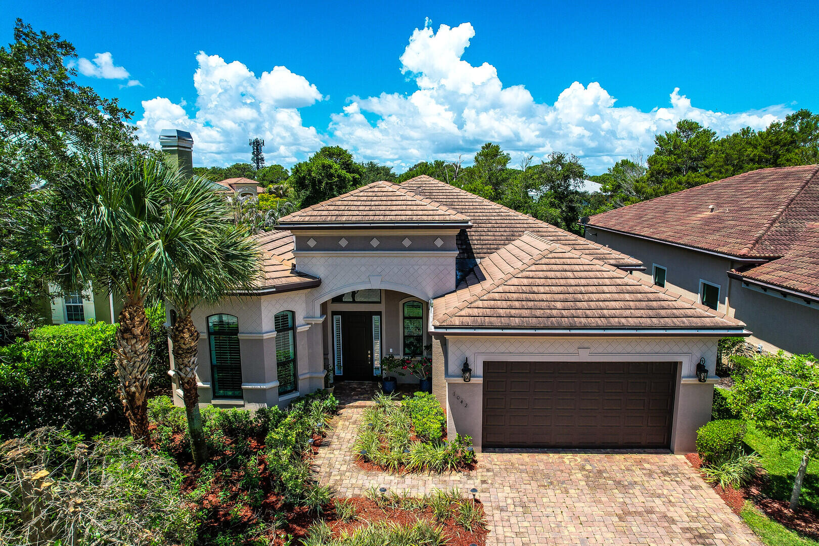 SAVANNA OAKS - Residential