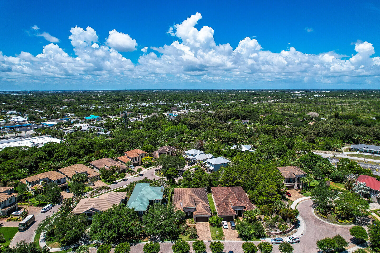 SAVANNA OAKS - Residential