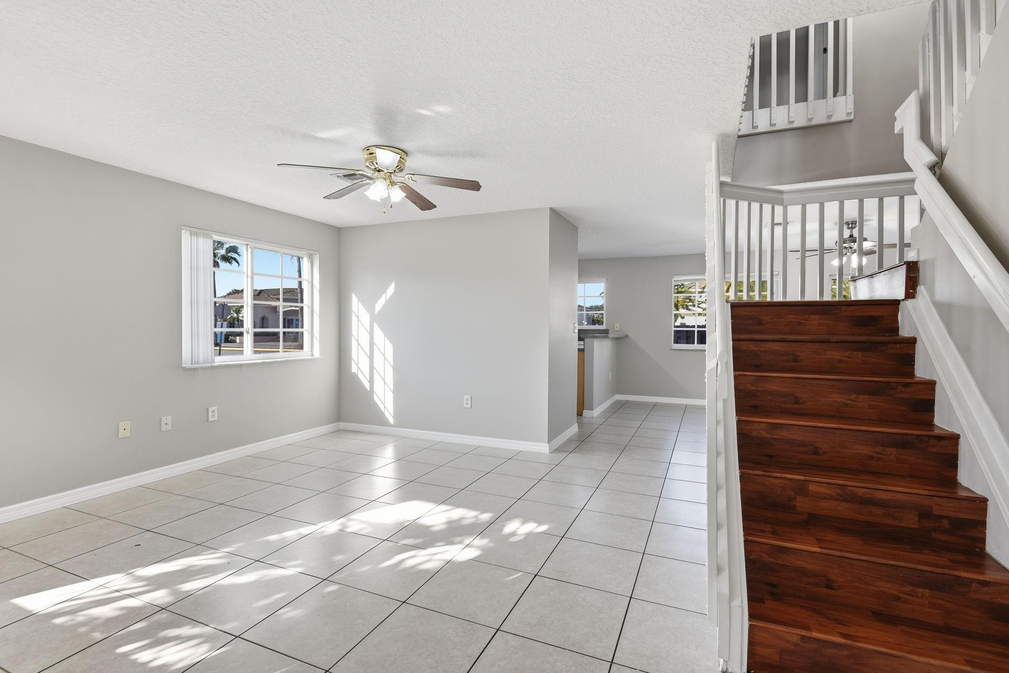 Cedar Woods Homes Condo - Residential