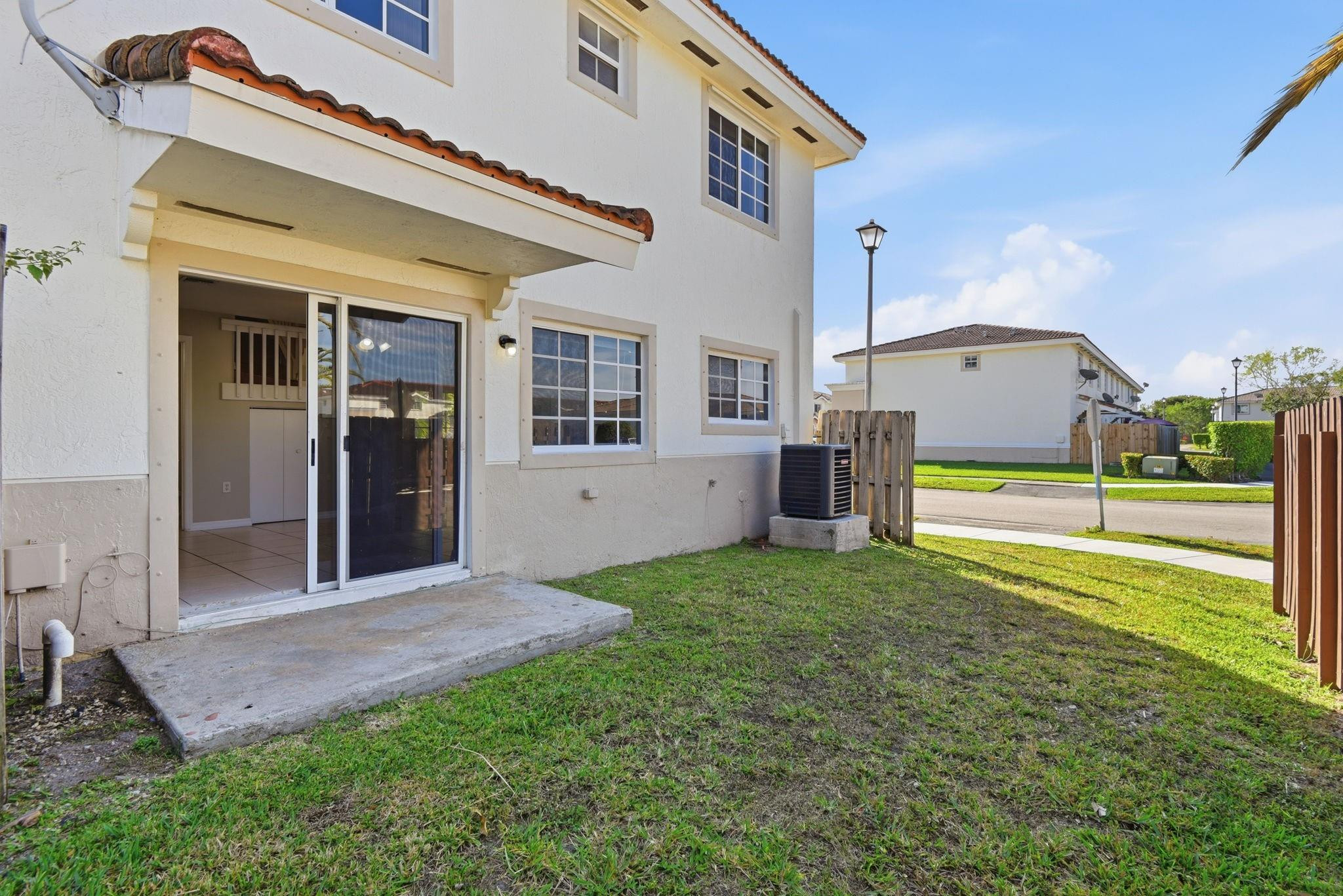 Cedar Woods Homes Condo - Residential
