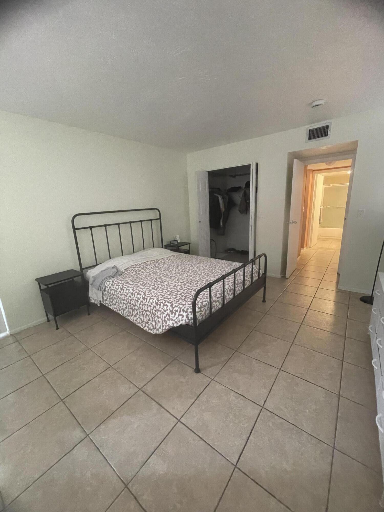 SOMERSET NO 1 CONDO - Residential