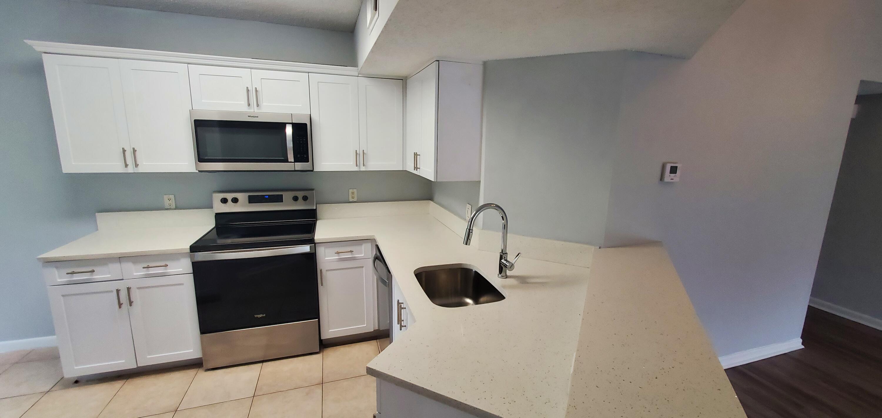 EDGEWATER CONDO - Residential Lease