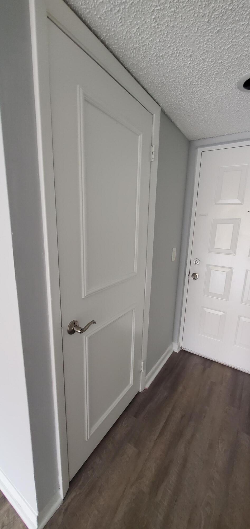 EDGEWATER CONDO - Residential Lease