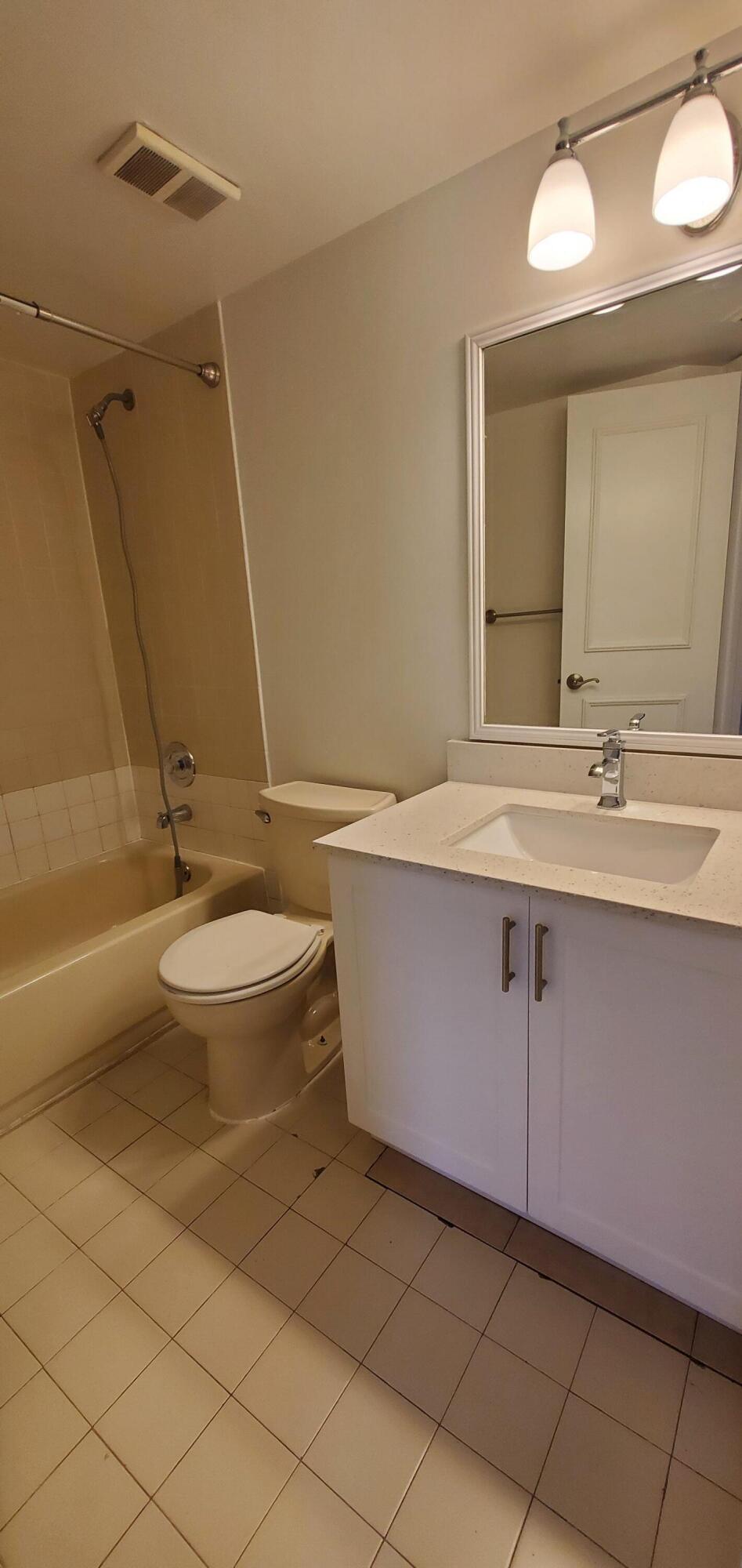 EDGEWATER CONDO - Residential Lease