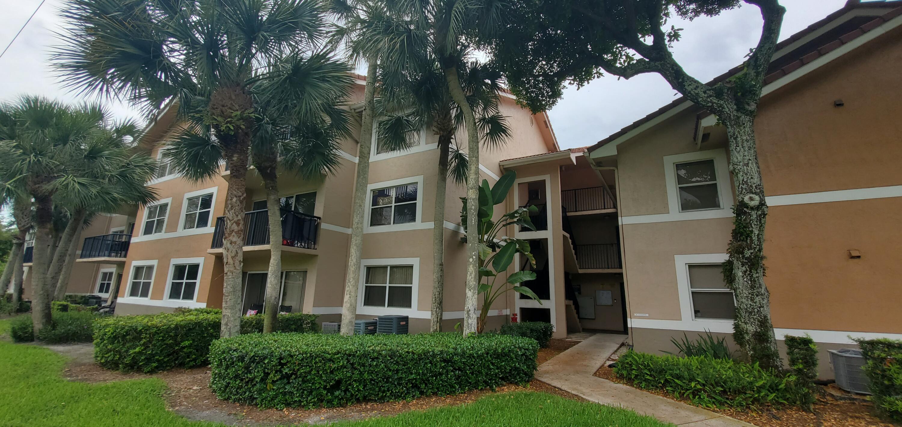 EDGEWATER CONDO - Residential Lease