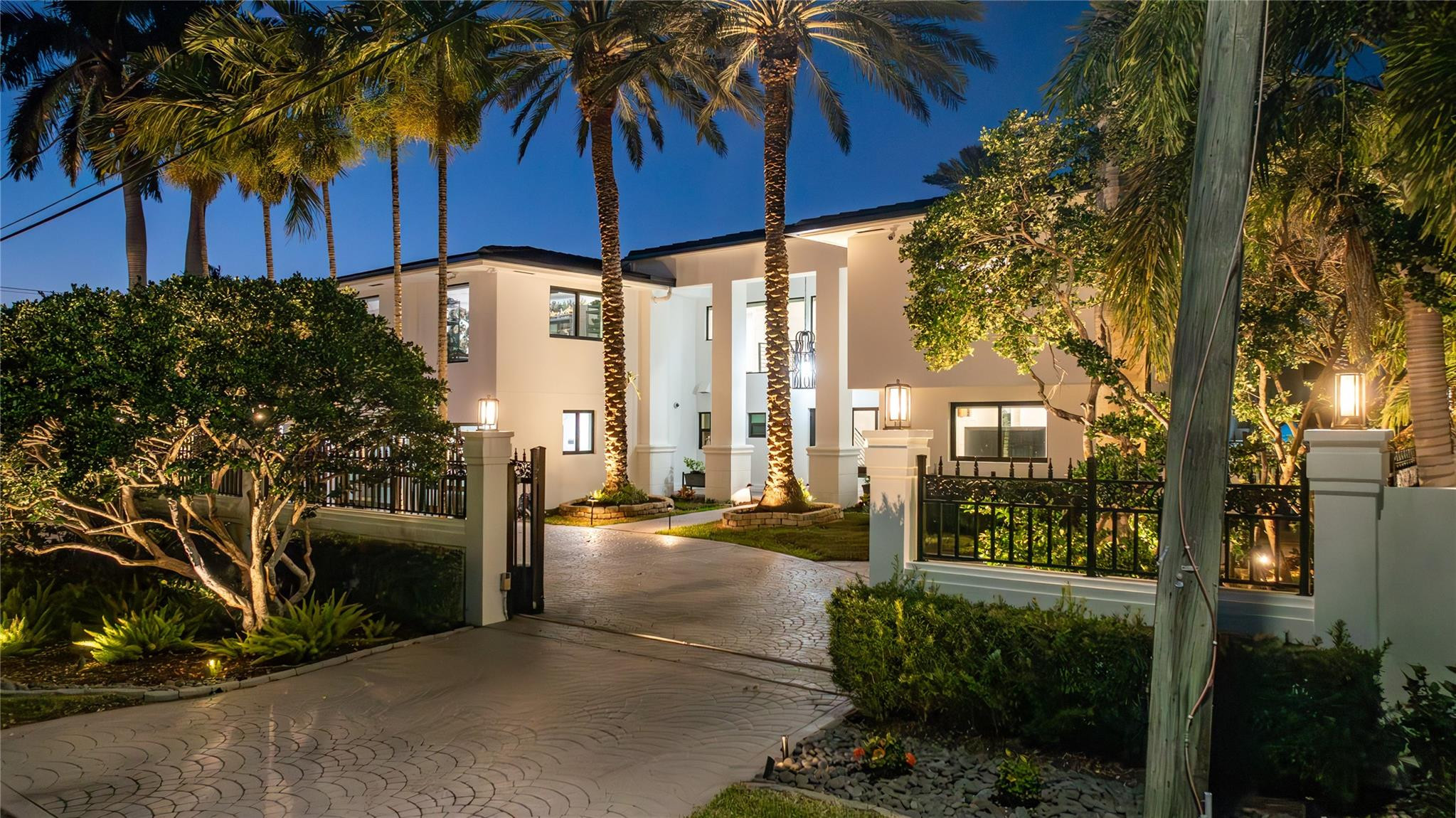 Coral Ridge - Residential