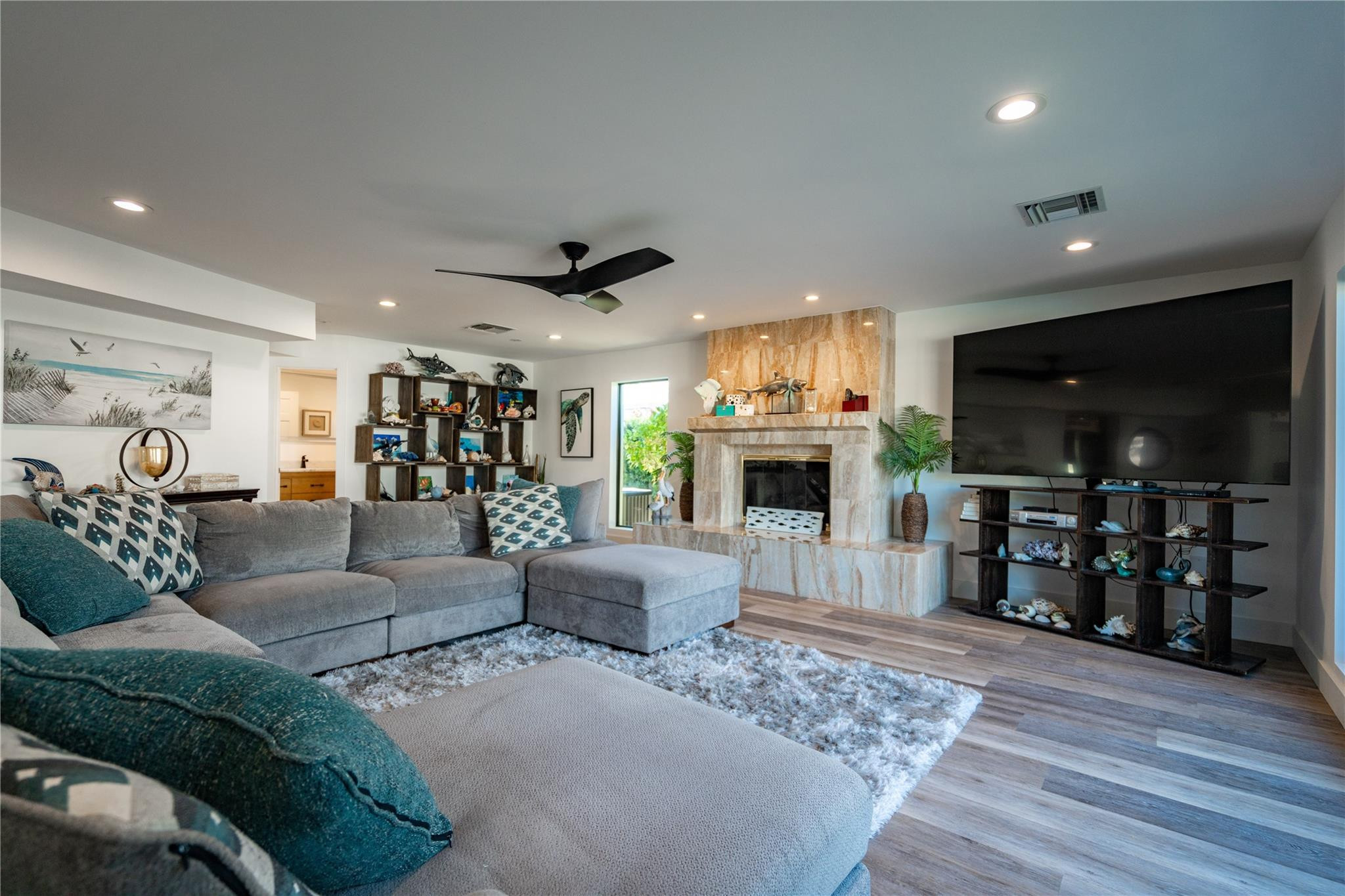 Coral Ridge - Residential