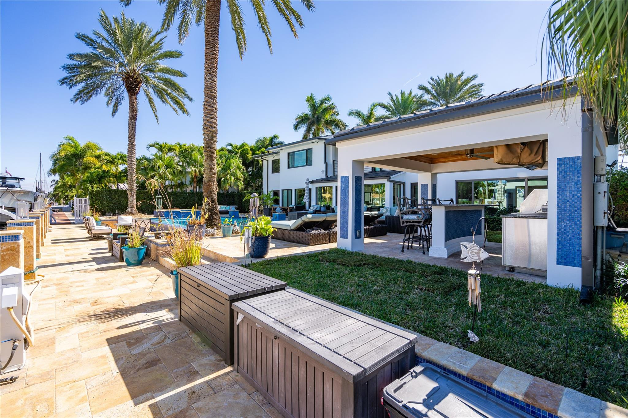 Coral Ridge - Residential