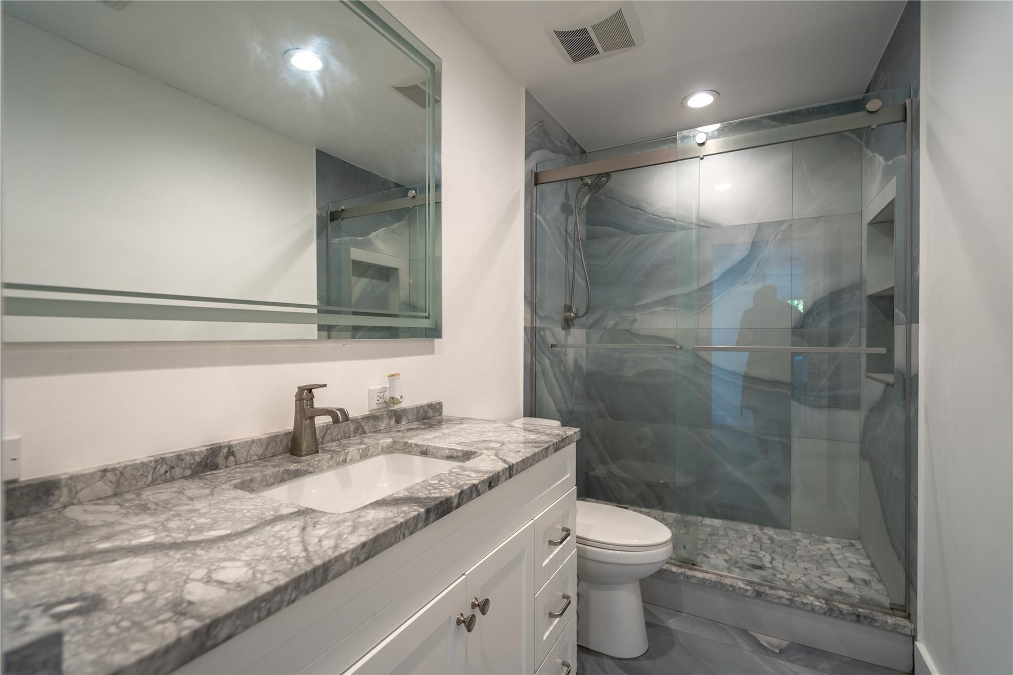 Coral Ridge - Residential