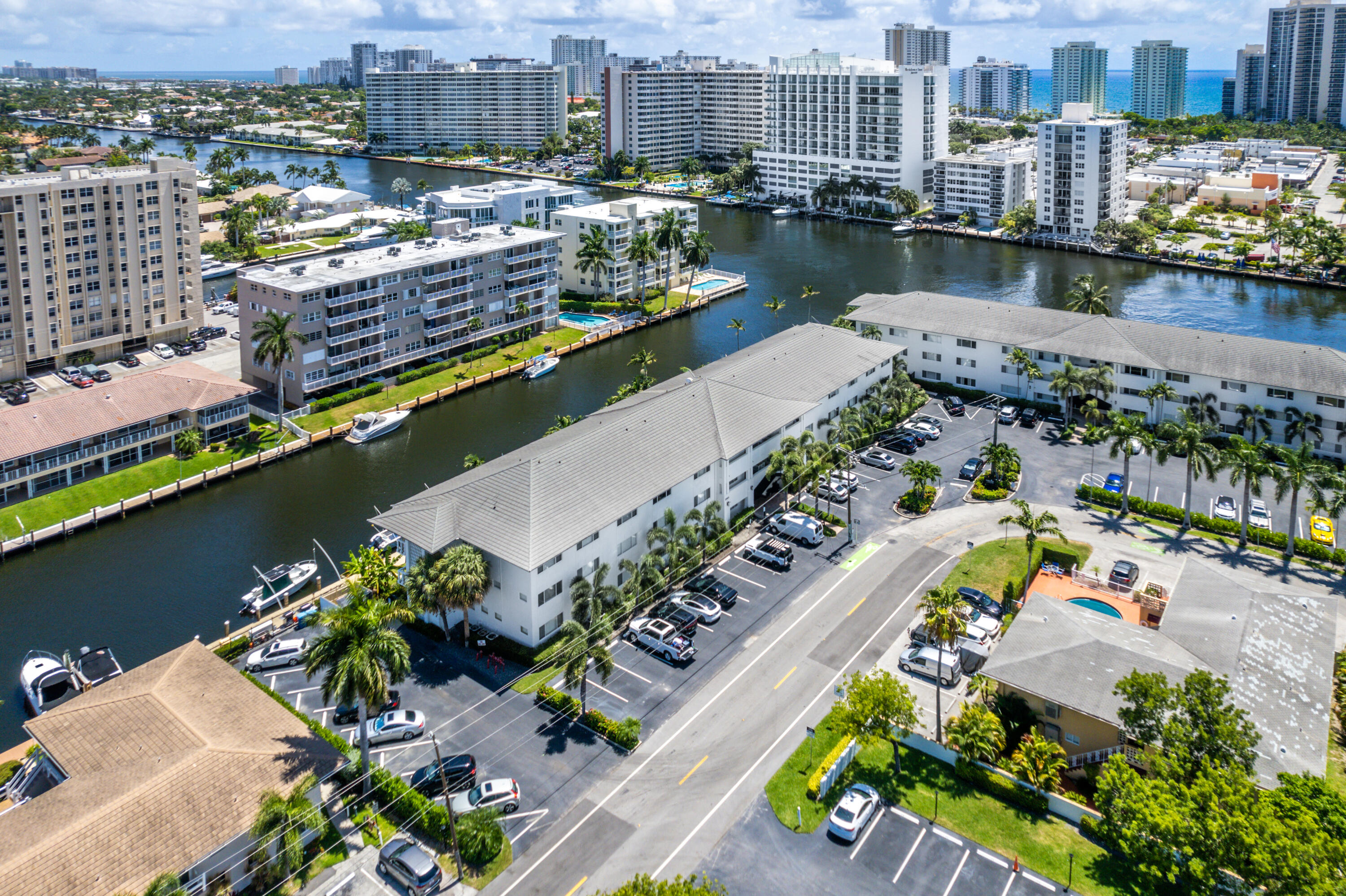WATERSIDE ON THE INTRACOASTAL - Residential