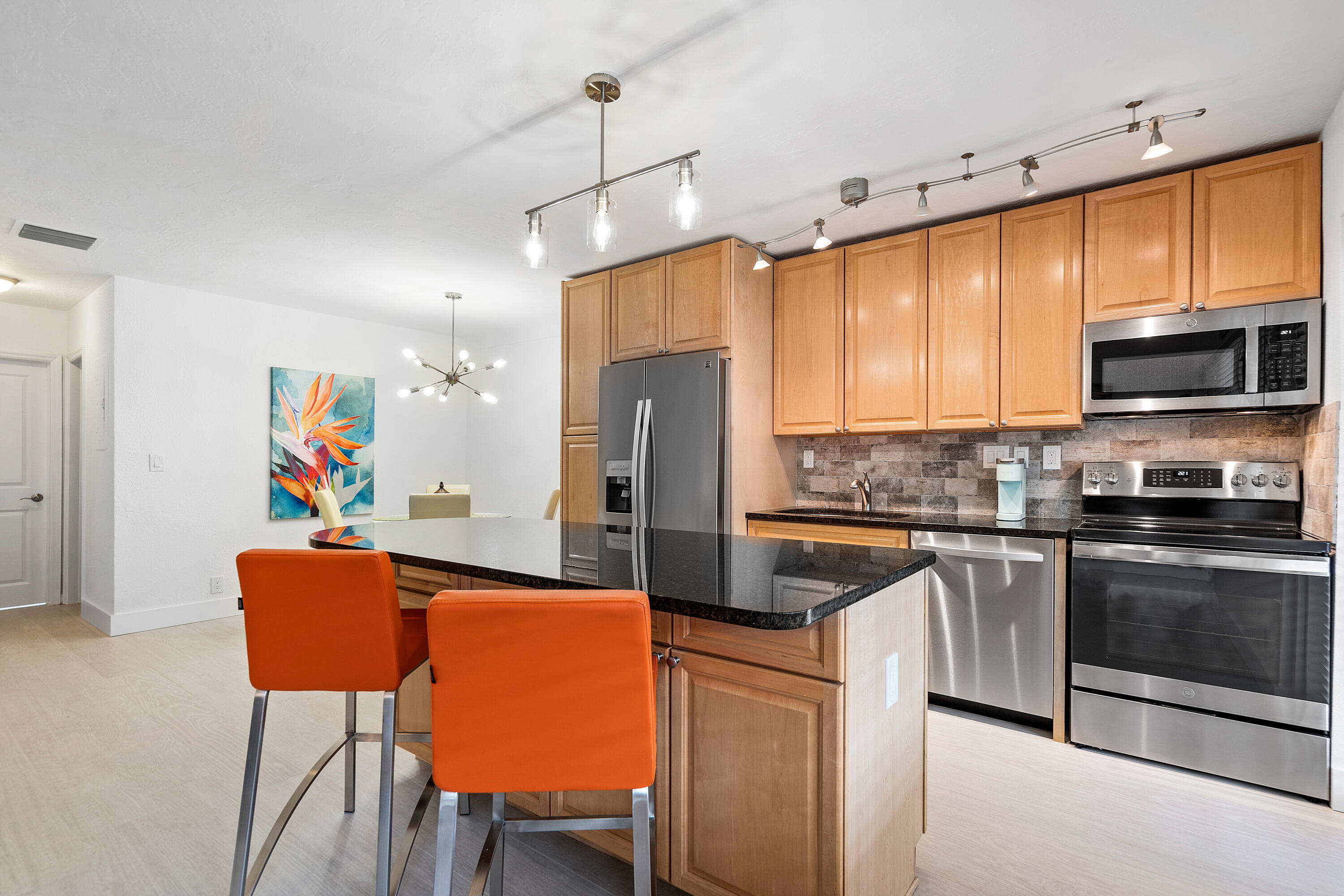 WATERSIDE ON THE INTRACOASTAL - Residential