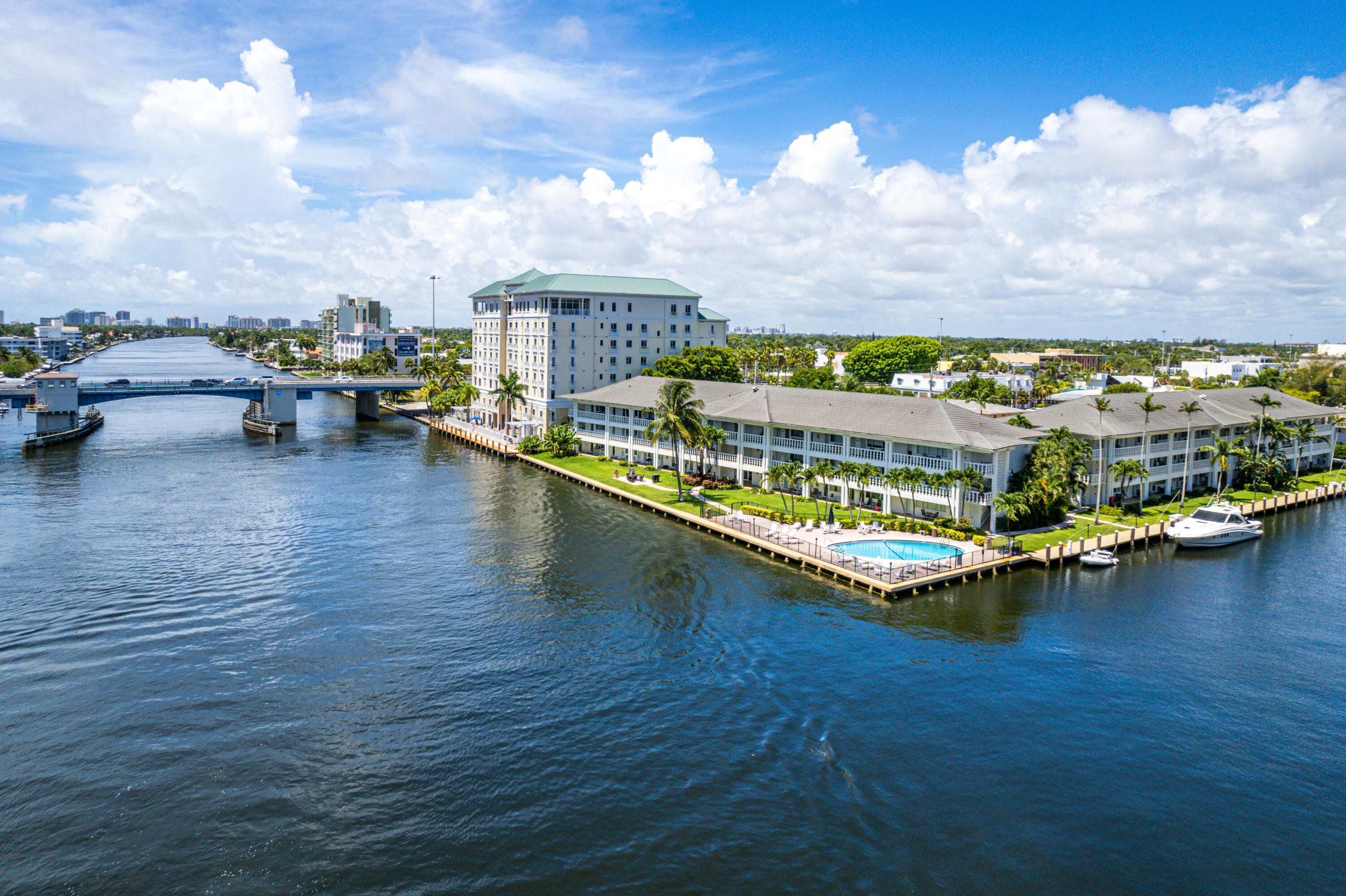 WATERSIDE ON THE INTRACOASTAL - Residential