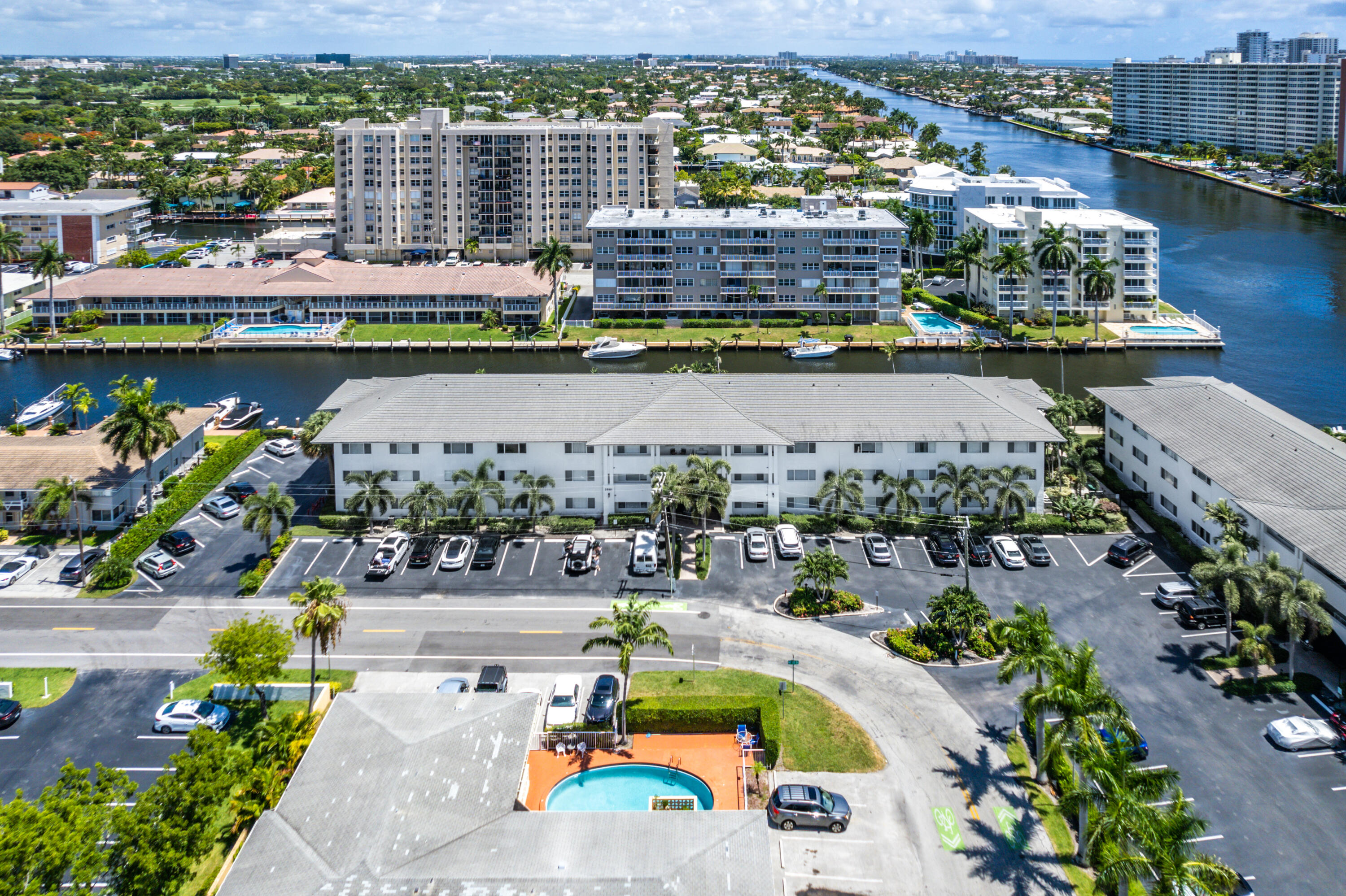 WATERSIDE ON THE INTRACOASTAL - Residential