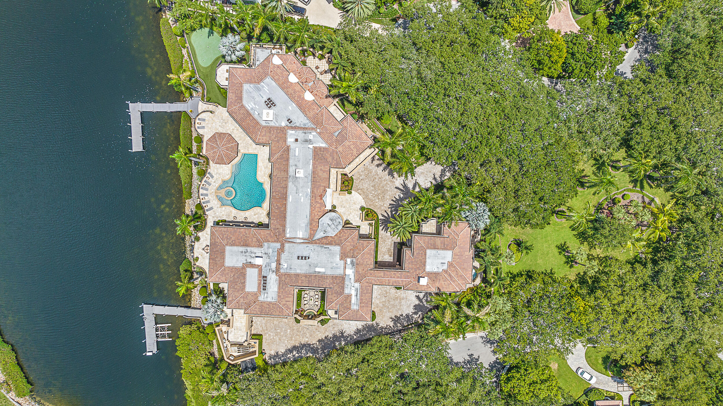 Admirals Cove - Residential