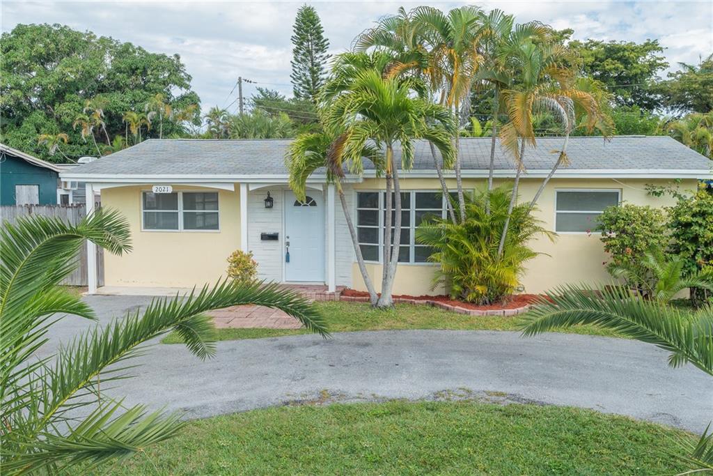 If you're looking for a great starter home, Airbnb, or Investment property, come check this out! This home has a  huge kitchen and dining area with two sets of French Doors that lead to a private fenced-in patio and pool. It has a Den/Office that can be used as third bedroom and also a separate laundry room with a full size washer & dryer. A/C only six years old. Tile floors throughout, terrazzo in bedrooms. Fenced and gated private backyard, safe for pets. Bright and open space, plenty of room for entertaining pool side,  fiber-optic high speed internet service, in an attractive neighborhood.  With a little care this home can be brought up to today's modern standards.  It's close to major highways, airport, 15 minutes to beach and downtown area.
