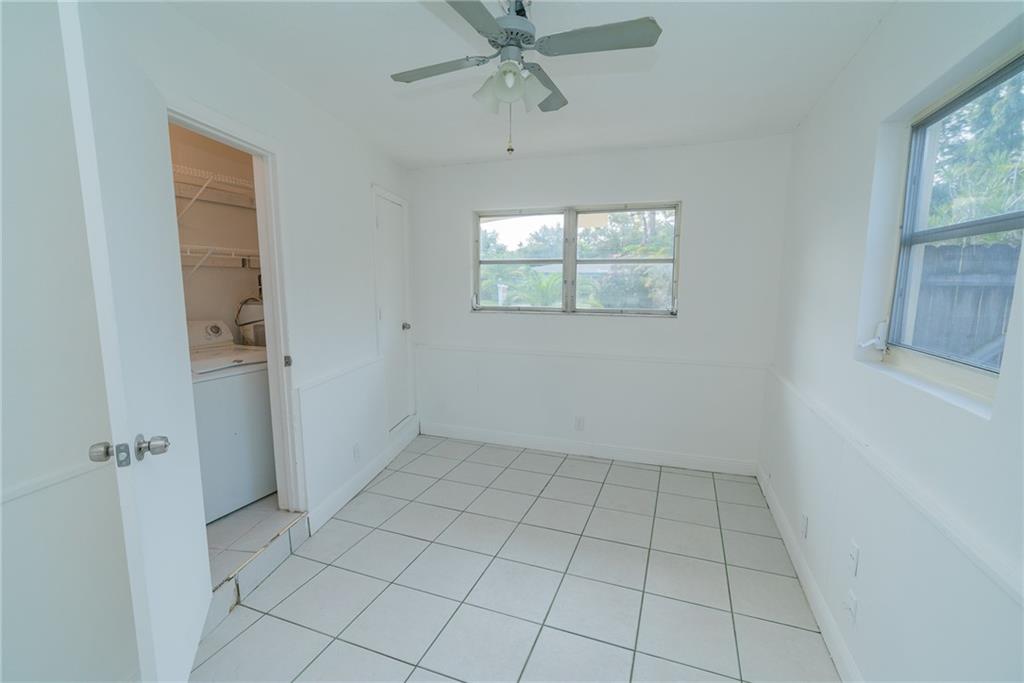 Royal Palm Acres Fifth Se - Residential