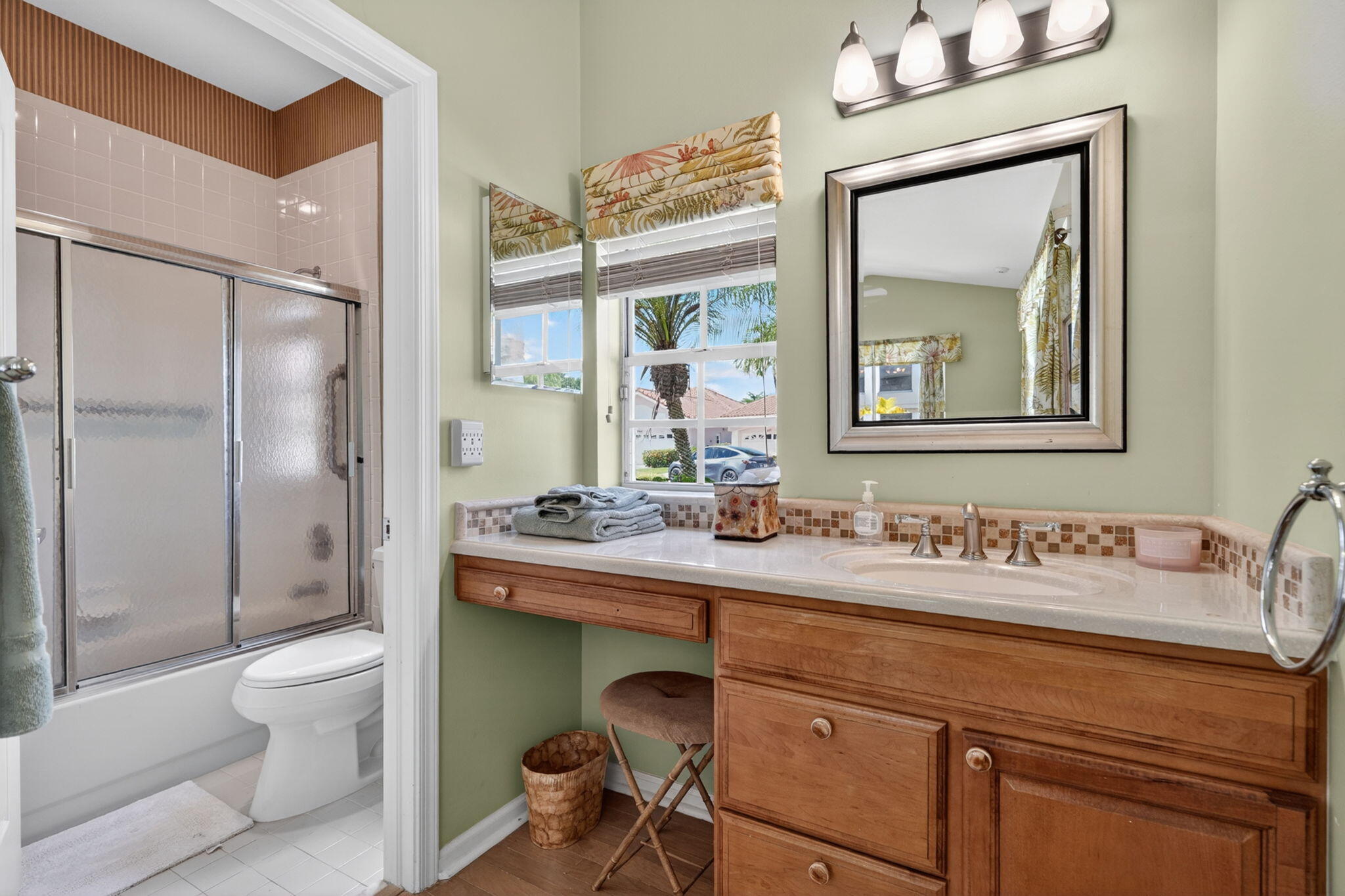 EAGLETON COVE - Residential