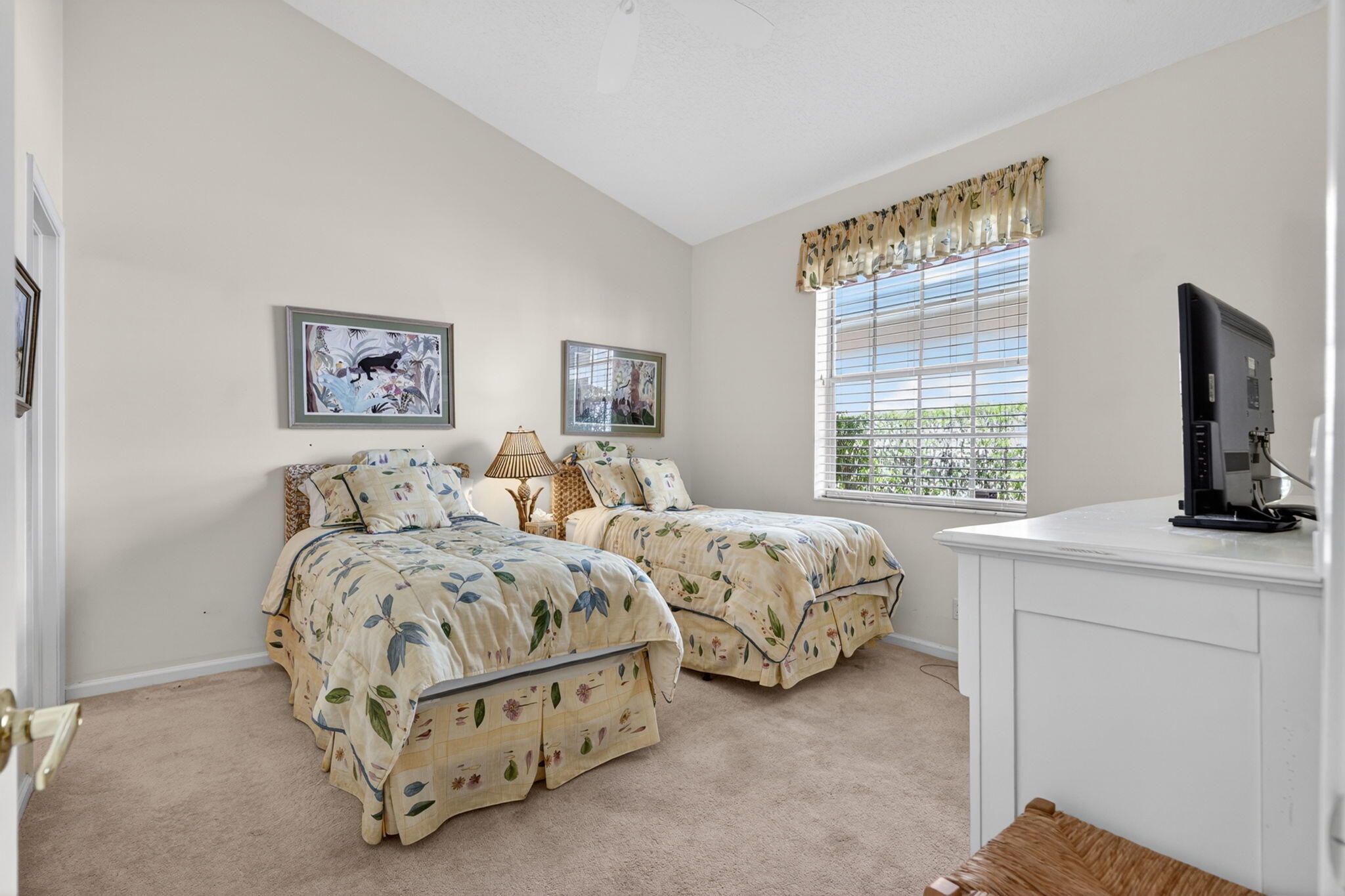 EAGLETON COVE - Residential