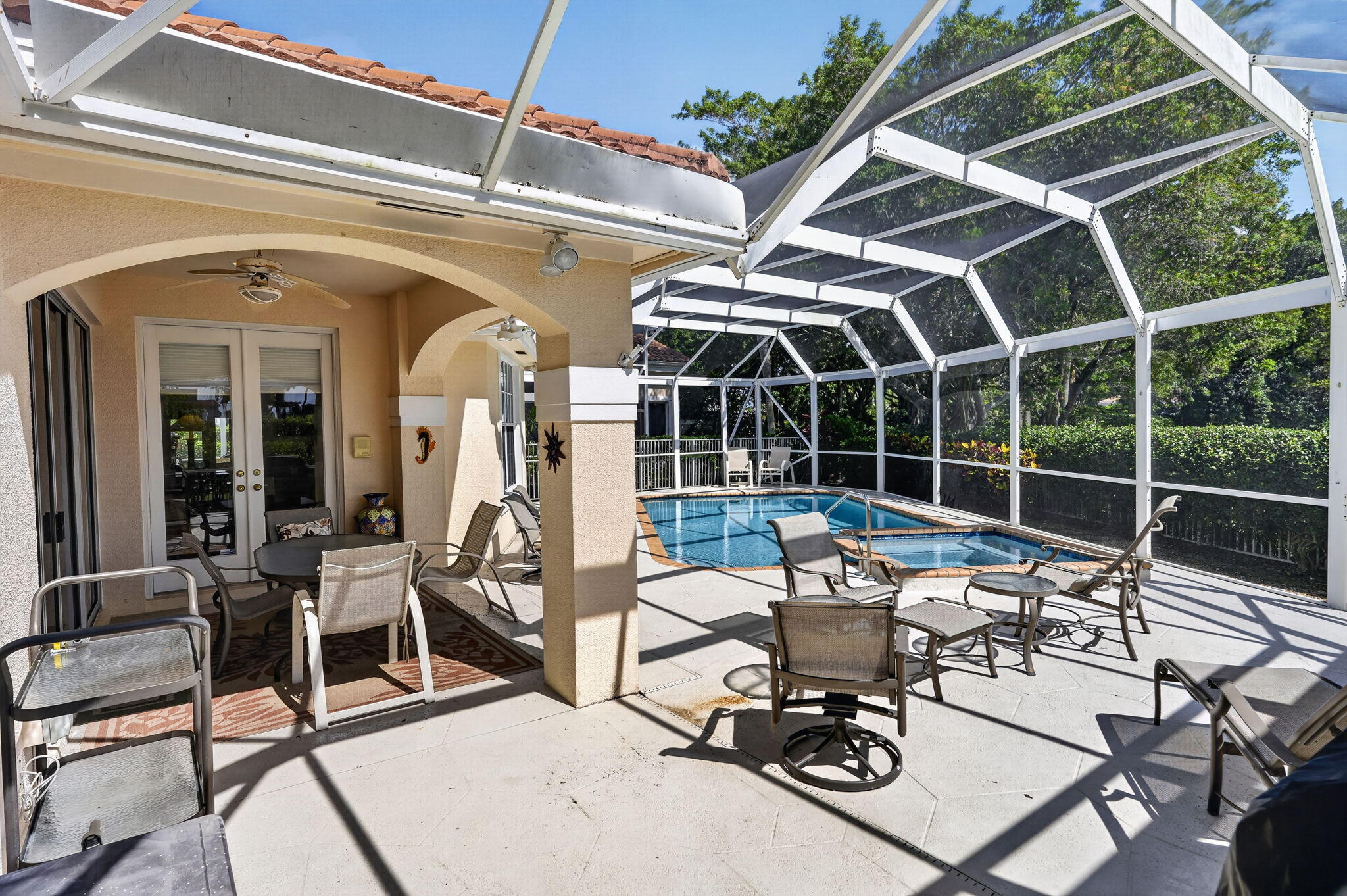 EAGLETON COVE - Residential