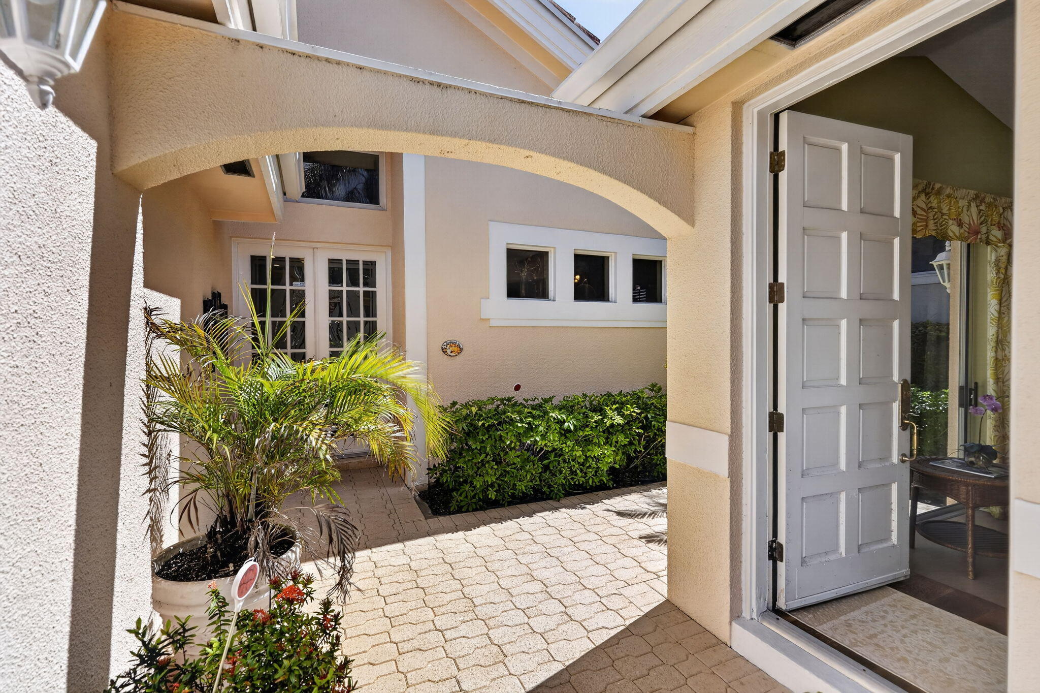 EAGLETON COVE - Residential