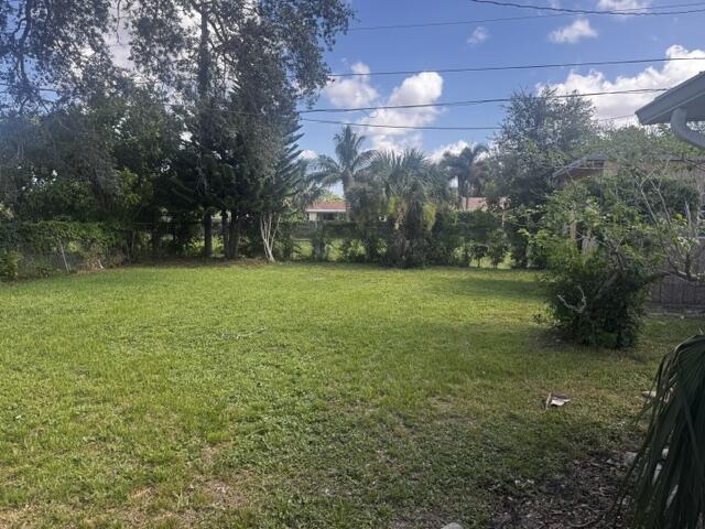 PALM BEACH SQUARE UNIT 6 - Residential