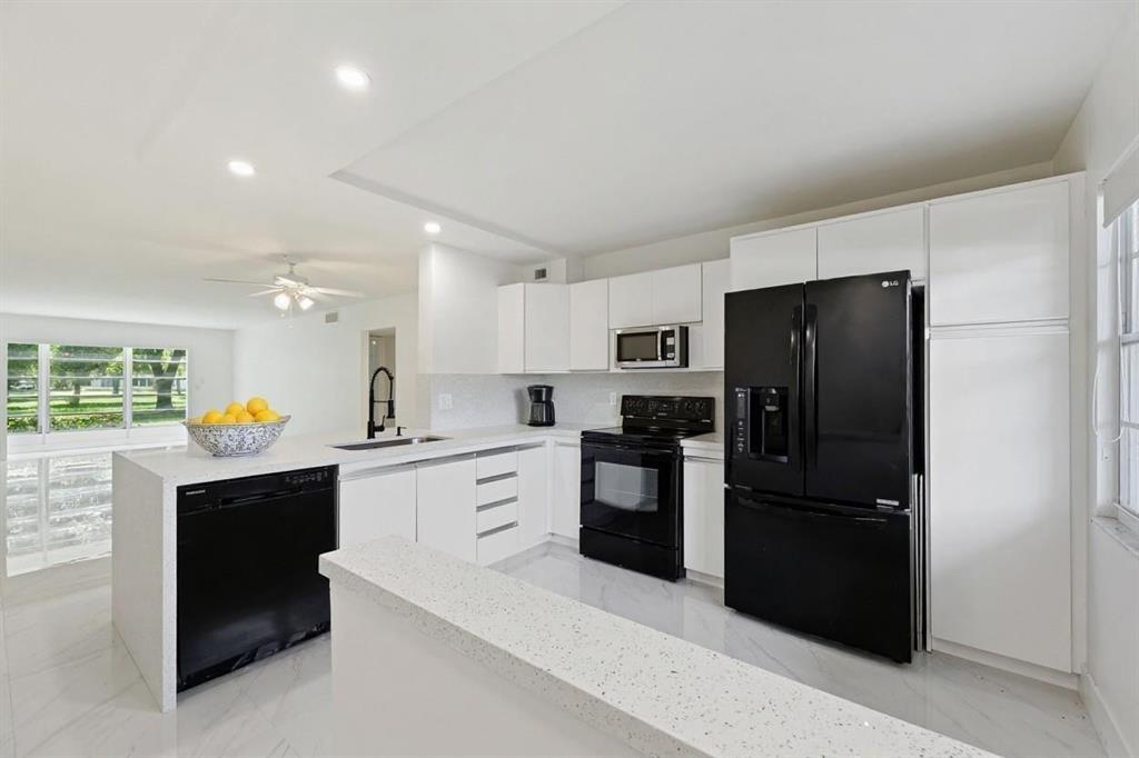 LUCAYA VILLAGE 2-A CONDO - Residential