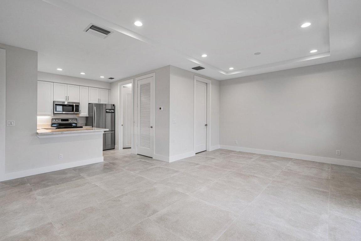 GULFSTREAM ESTATES 2 - Residential