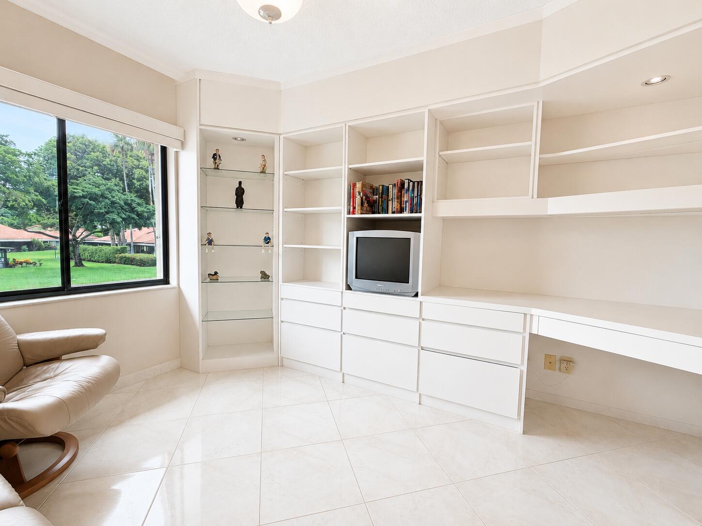 PALM CHASE CONDO - Residential