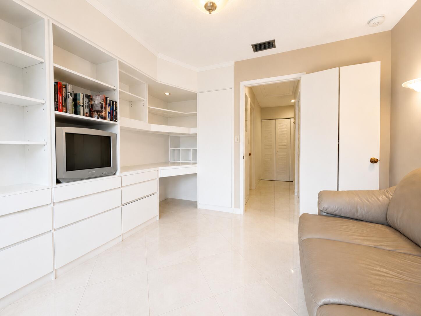 PALM CHASE CONDO - Residential