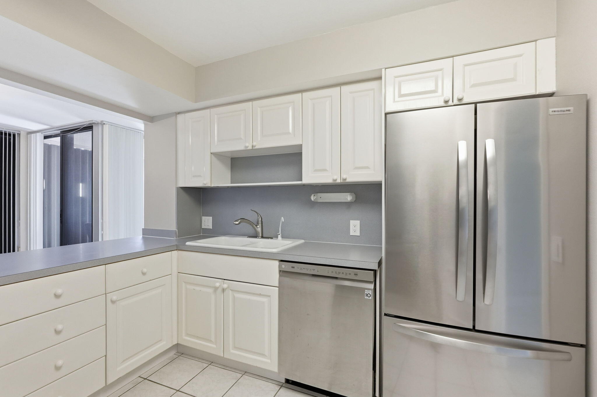 OLD PORT COVE CONDO THREE - Residential