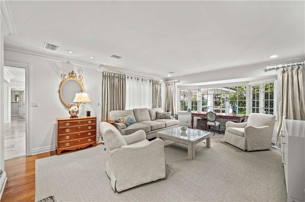 Coral Ridge Country Club - Residential