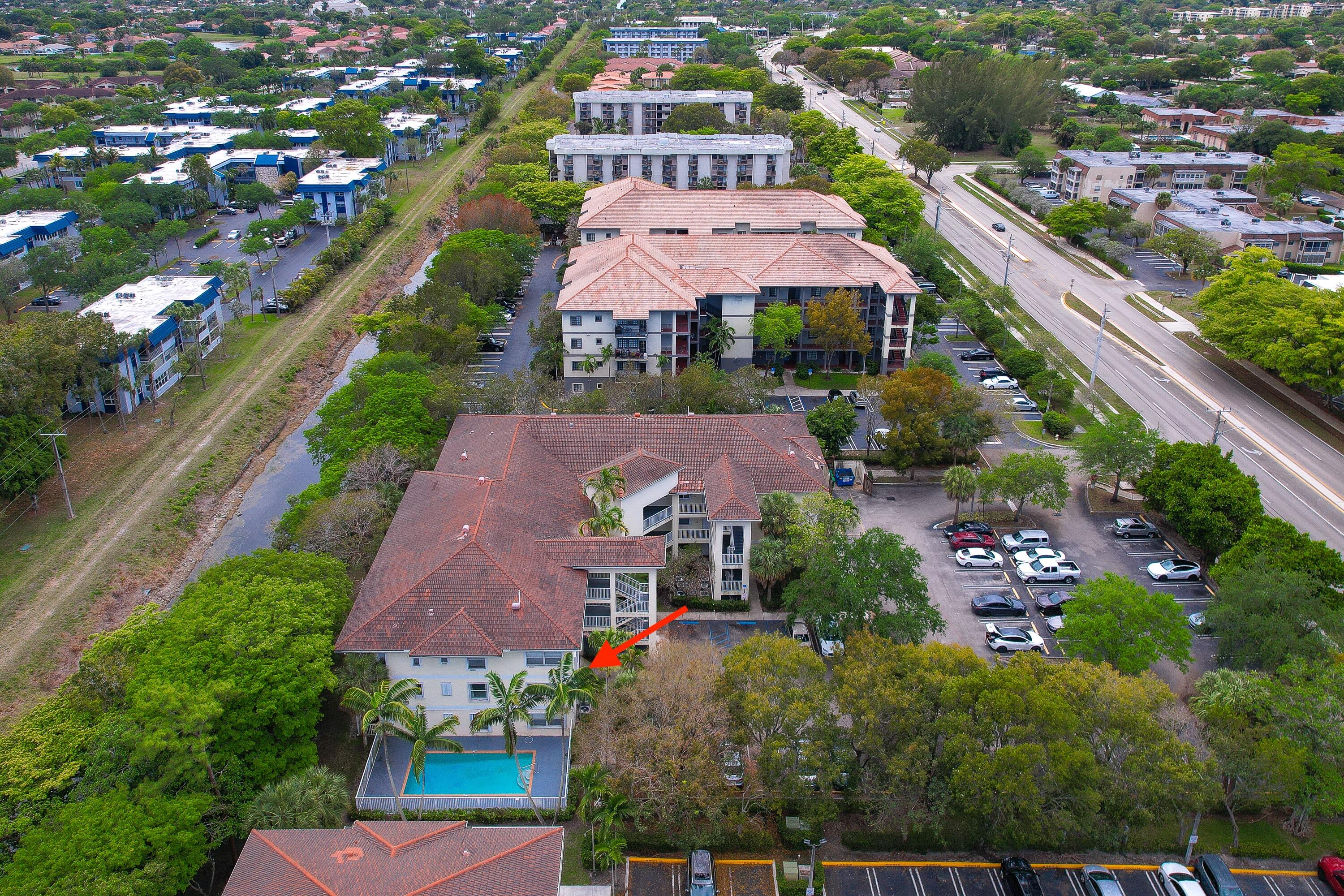 ROYAL RIVER CONDO - Residential