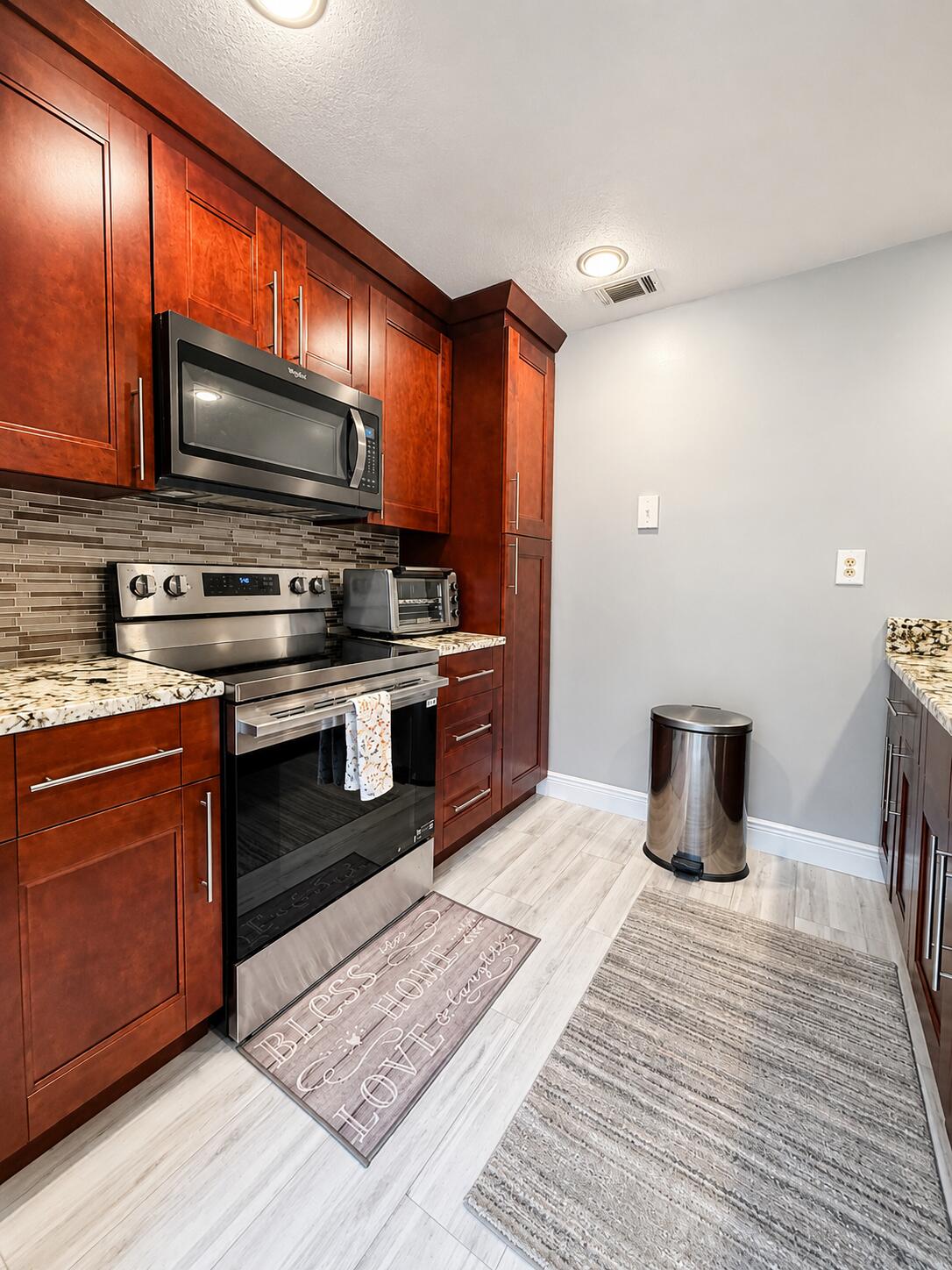 KARANDA VILLAGE V-A CONDO - Residential