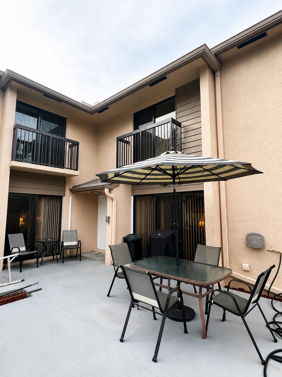 KARANDA VILLAGE V-A CONDO - Residential