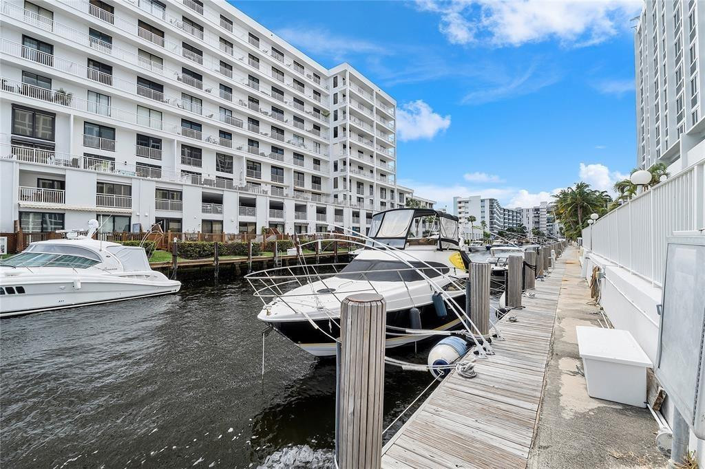 Seasonal! Don't miss the opportunity to embrace the ultimate Florida lifestyle! Newly renovated two bedroom with two en-suite baths, offering unparalleled waterfront living in the heart of sunny Florida. Floor to ceiling impact windows with panoramic views of the sparkling waters and breathtaking sunsets! Beautiful kitchen with stainless steel appliances and granite countertops Other offerings: Assigned covered parking space, a pool and fitness center directly on the intracoastal & a short walk to the beach. Whether you are looking for a seasonal retreat or a year-round escape, seize the opportunity to experience the best of waterfront living! Just steps away from trendy cafes, dining, a vibrant night life and the Beach! Can be rented annually!