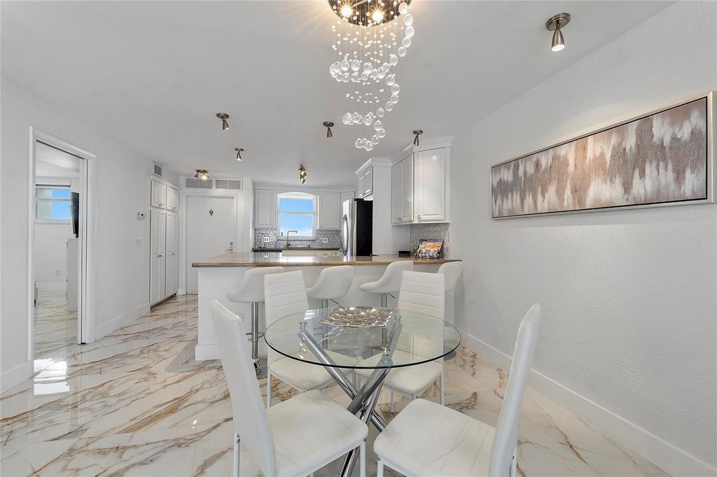 ROYAL MARINER CONDO - Residential Lease