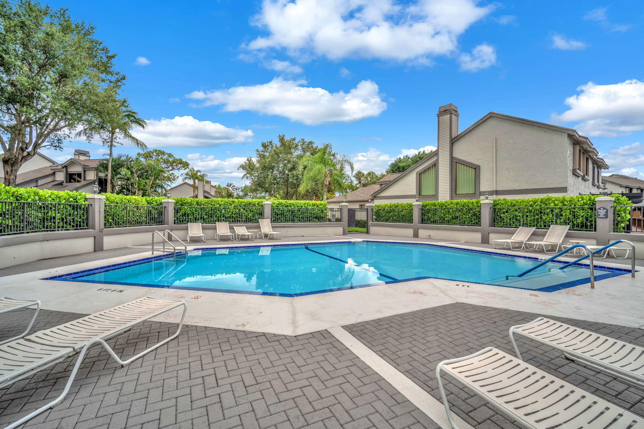 LANDINGS AT RIVER BRIDGE - Residential