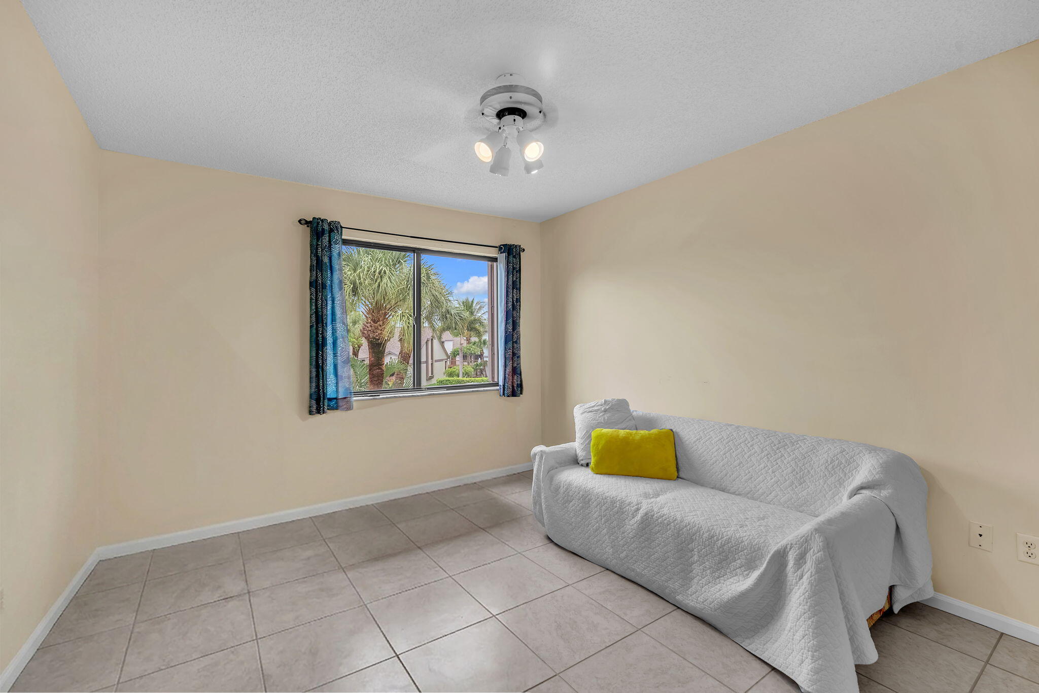 LANDINGS AT RIVER BRIDGE - Residential