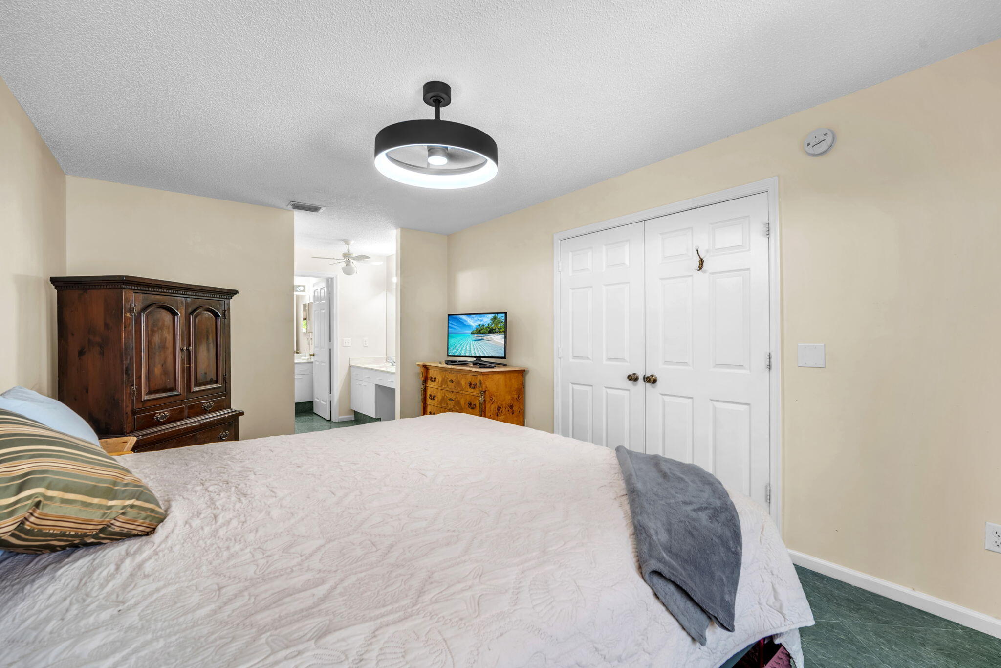 LANDINGS AT RIVER BRIDGE - Residential