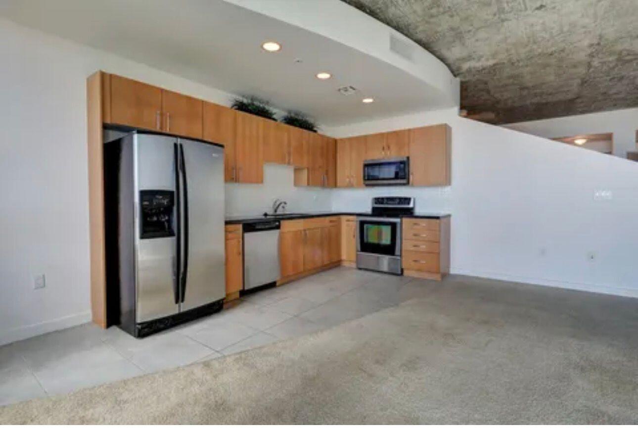 EDGE CONDO - Residential Lease