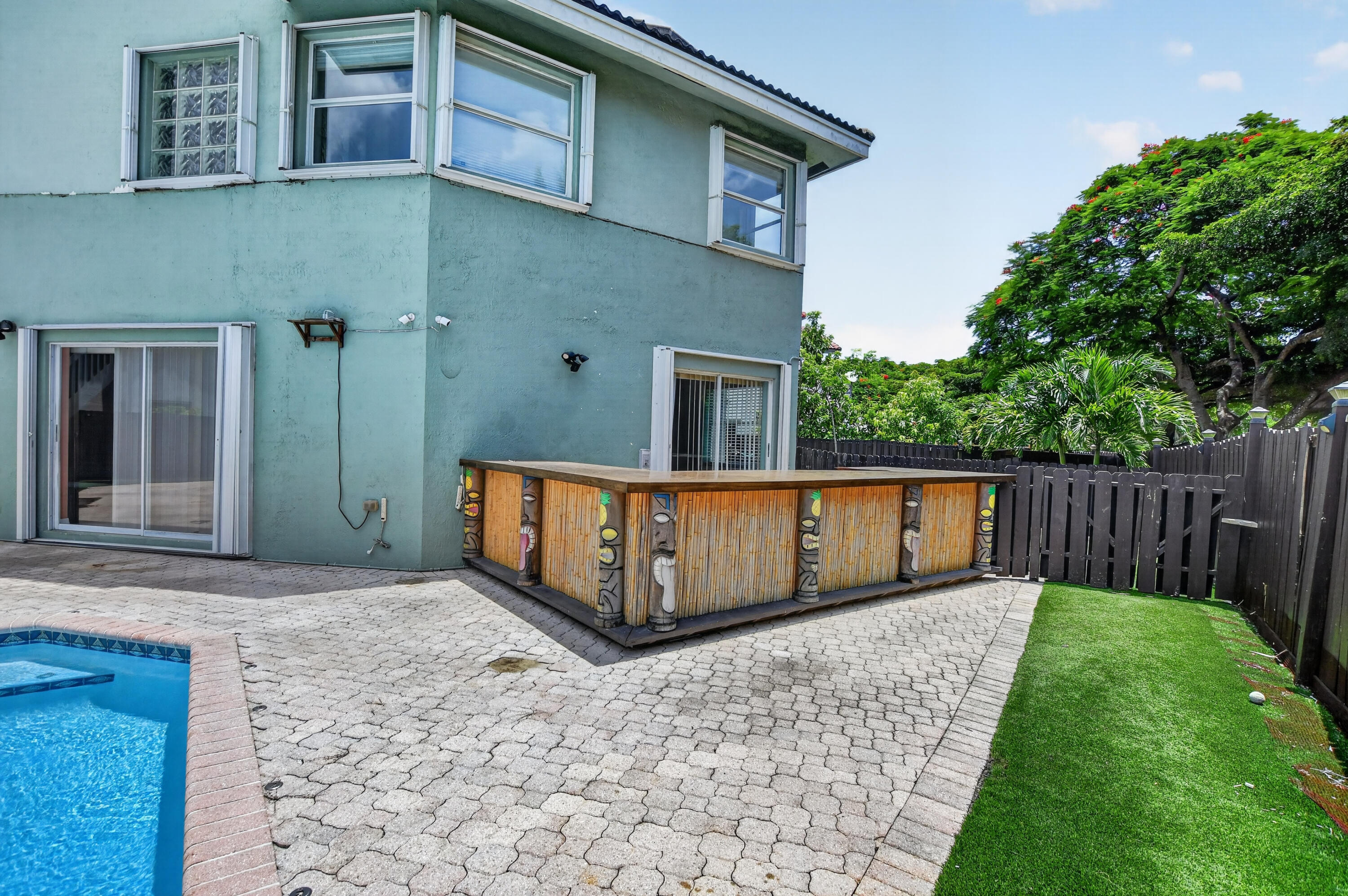 Sable Pass - Residential