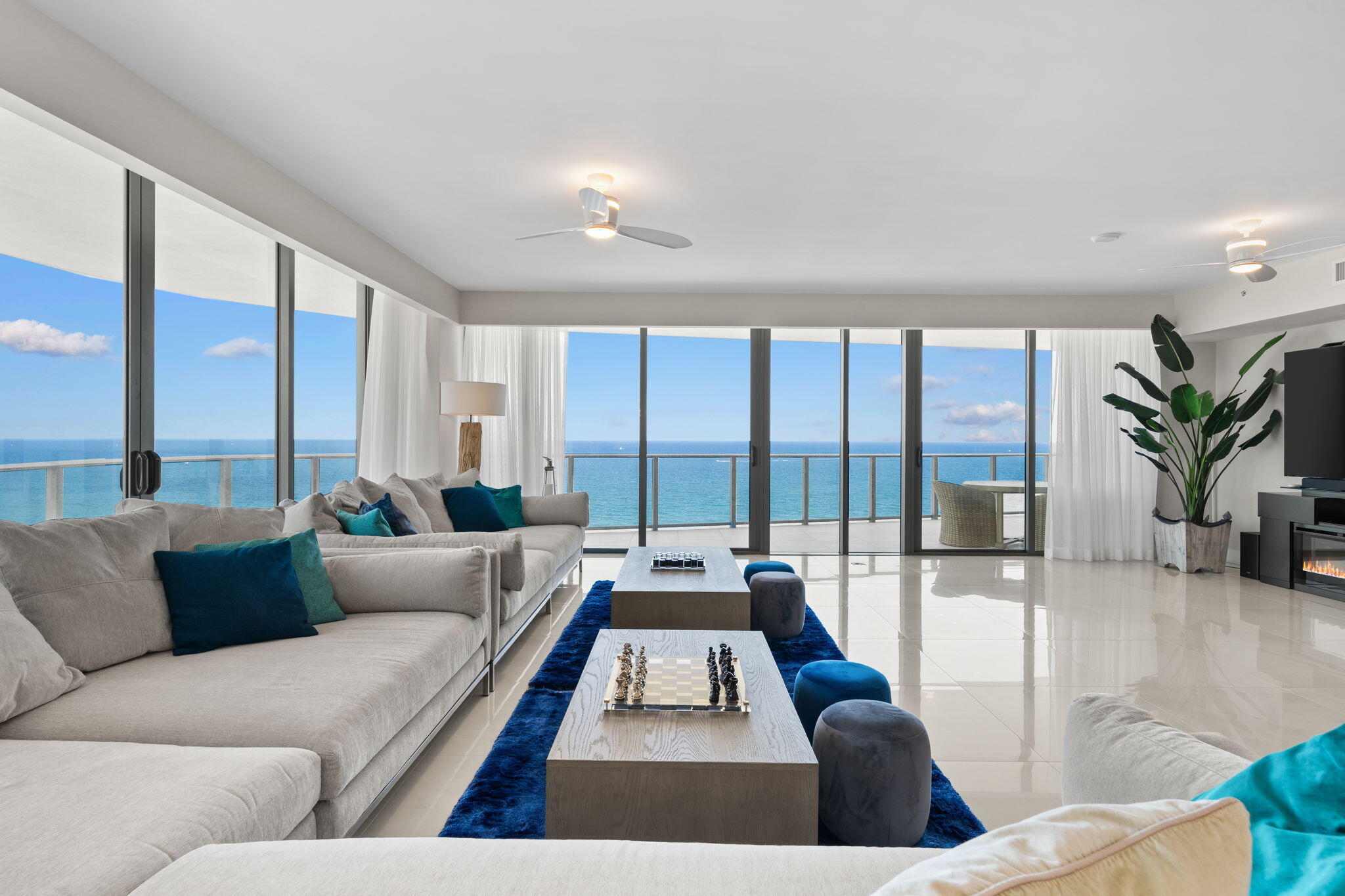 SABBIA BEACH CONDO - Residential