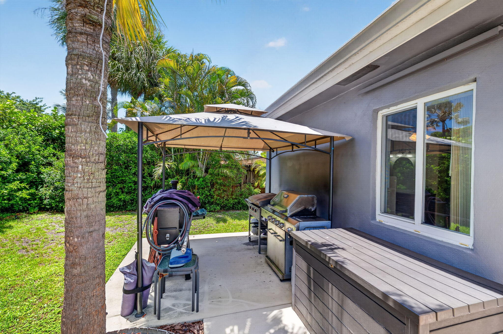 NEW ORLEANS VILLAS - Residential