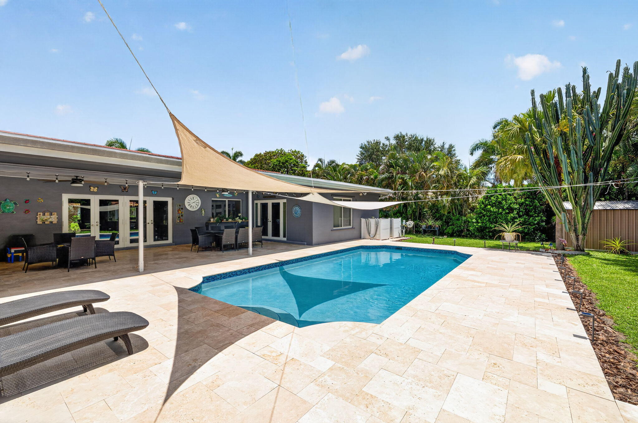NEW ORLEANS VILLAS - Residential