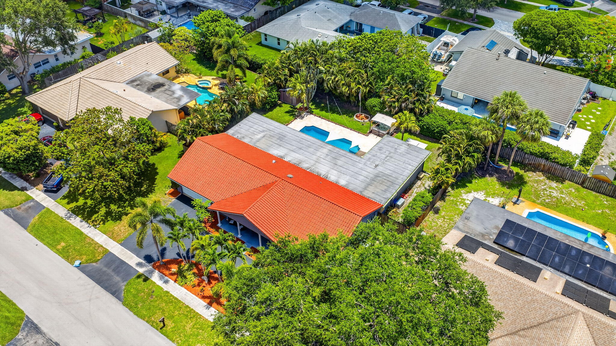 NEW ORLEANS VILLAS - Residential