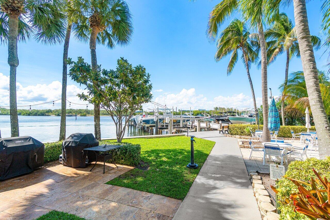 LA FONTANA CONDO - Residential