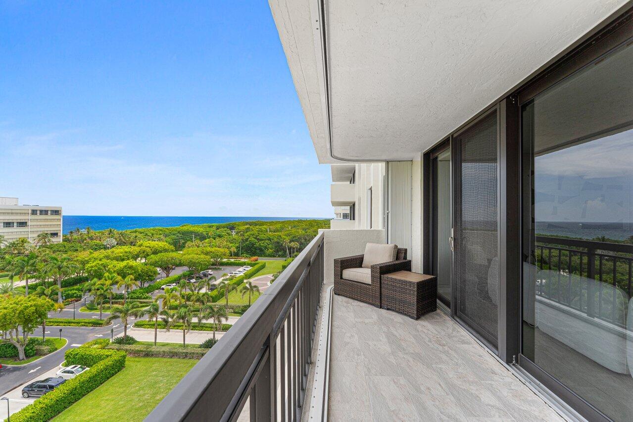 LA FONTANA CONDO - Residential