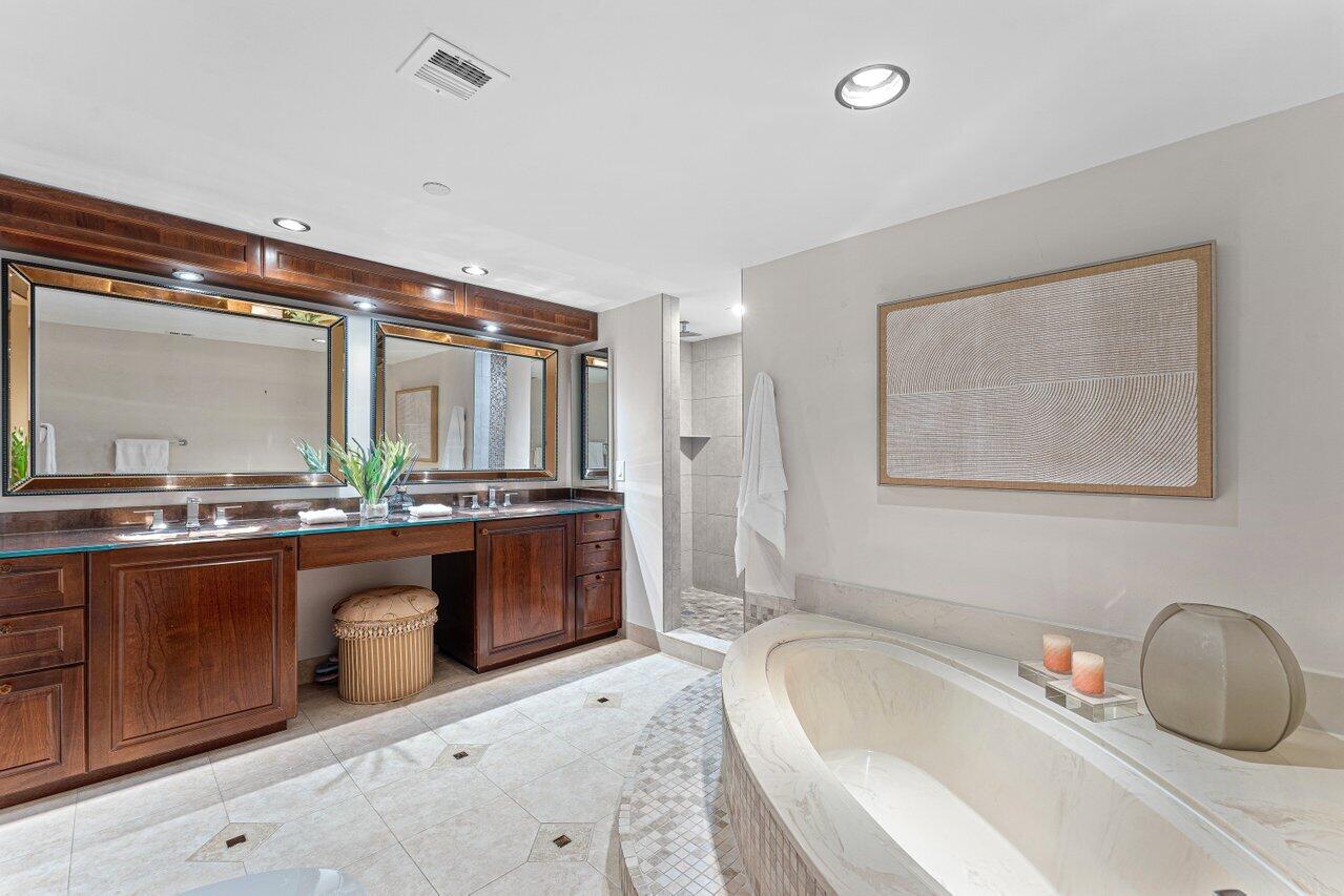 LA FONTANA CONDO - Residential
